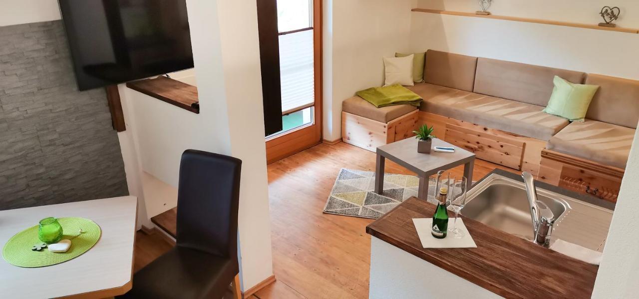Fruehstueckspension Knappaschneider Homestay Pragraten